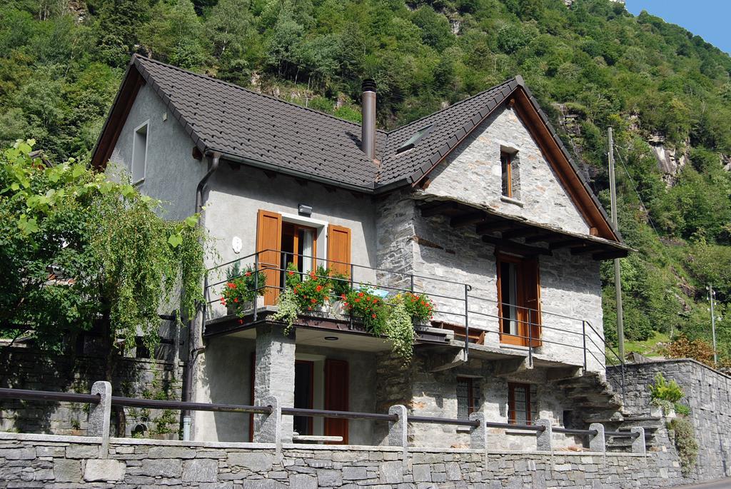 Casa Fontanella Villa Brione  Exterior photo